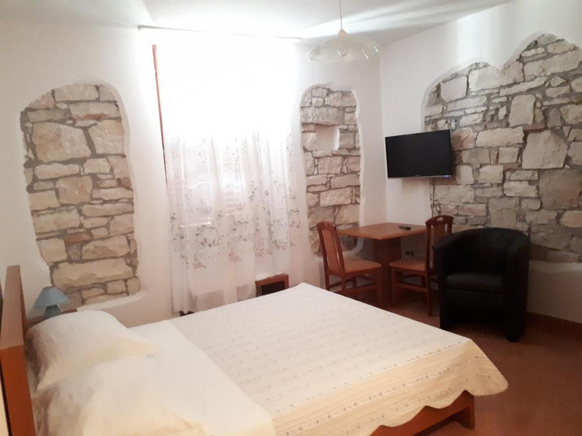 Apartments Lav Poreč Exterior foto
